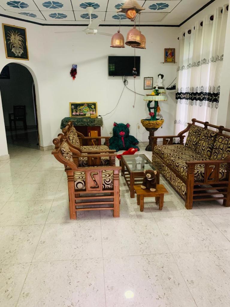 Indusara Villa Bentota Exteriör bild